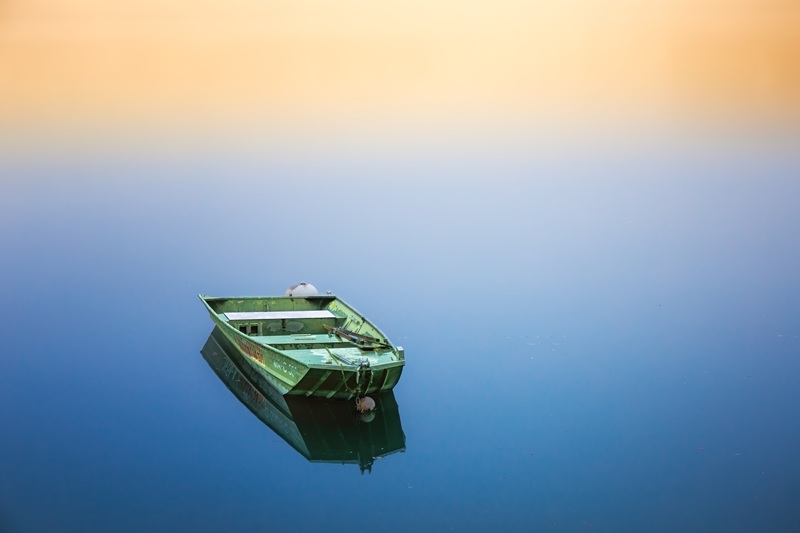 boat-1992136.jpg
