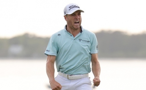 Justin Thomas három év után, rájátszásban nyert Dél-Karolinában