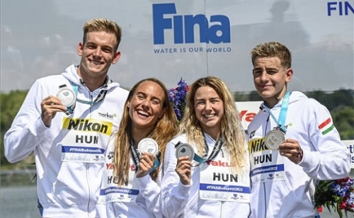 Magyar ezüstérem a nyíltvízi úszók csapatversenyében