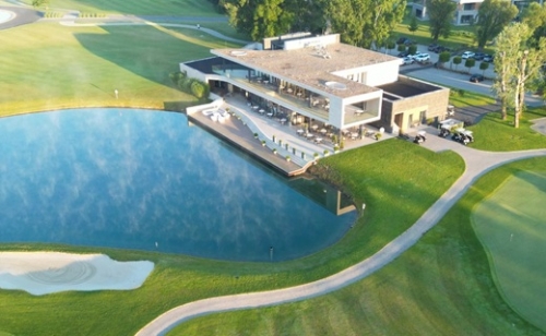 Duplán pezseg a golfélet a Zala Springs-ben