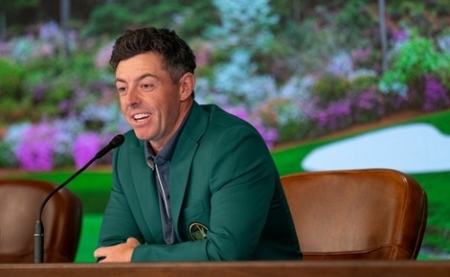 Enyhülőben a feszültség McIlroy és DeChambeau között