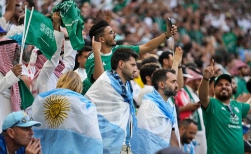 Bombameglepetés: Szaúdi győzelem az argentínok ellen