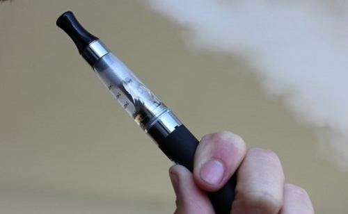 E-cigaretta miatt kerülhettek kórházba ötvenen Amerikában
