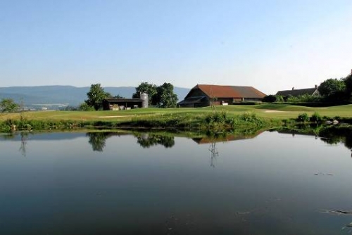 Svájcban kezdődik a második félidő