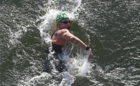 Rasovszky Kristóf hetven-nyolcvan kilométert úszik hetente