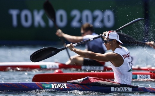 Kozák Danuta és Kopasz Bálinték párosa is futamgyőztes