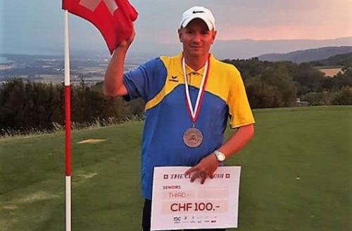 Schneider a svájci szenior dobogón