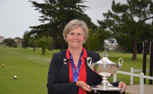 Nem lesz többé Simone Thion de la Chaume Trophy