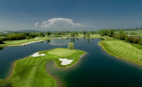 Visszatér a Diamond Country Club