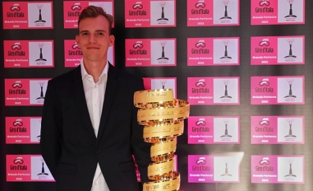 Valter Attila a Tour helyett a magyarországi Girót választotta