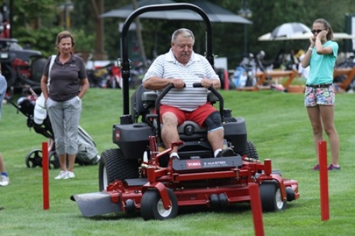 Fűnyírómester: Rózsavölgyi