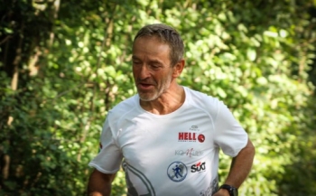 DÖBBENETES TELJESÍTMÉNY