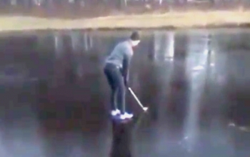 Videó: Golfozzunk egy befagyott tavon? Inkább ne!:)