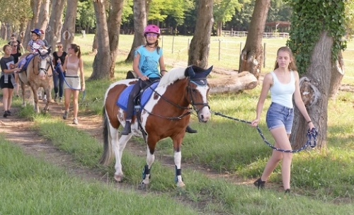 Vidám hangulatban teltek a komplex intenzív terápiás nyári táborok Fóton