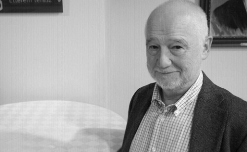 Elhunyt Nádasdy Ádám