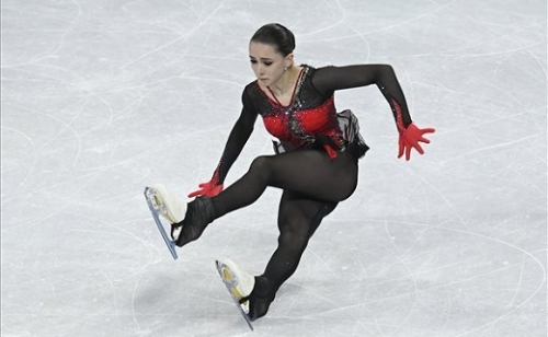 Valijeva nem bírta a nyomást