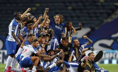 A Portó visszaszerezte bajnoki címét