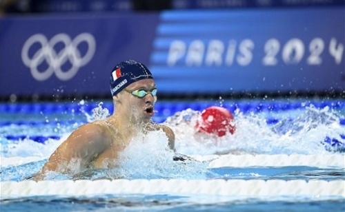 Negyedik aranyérmét szerezte a francia csodaúszó