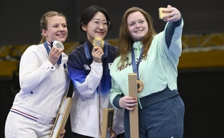 Major Veronika bronzérmes női sportpisztolyban