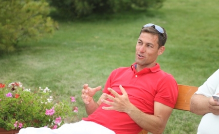 Ütő helyett lábbal?